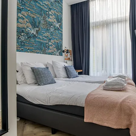 Hosted By Wendy Willem 1 Apartament Haga