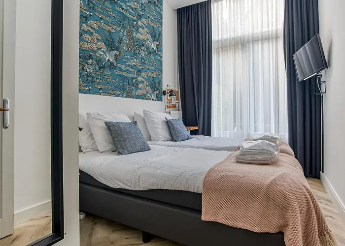 Hosted By Wendy Willem 1 Daire Lahey